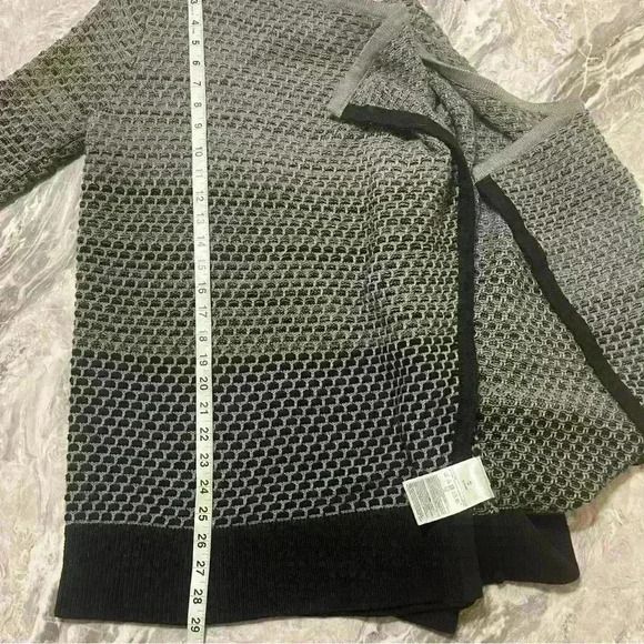 Banana Republic Grey and Black open cardigan Size XS 10% Wool Outdoor Winter - Picture 3 of 7